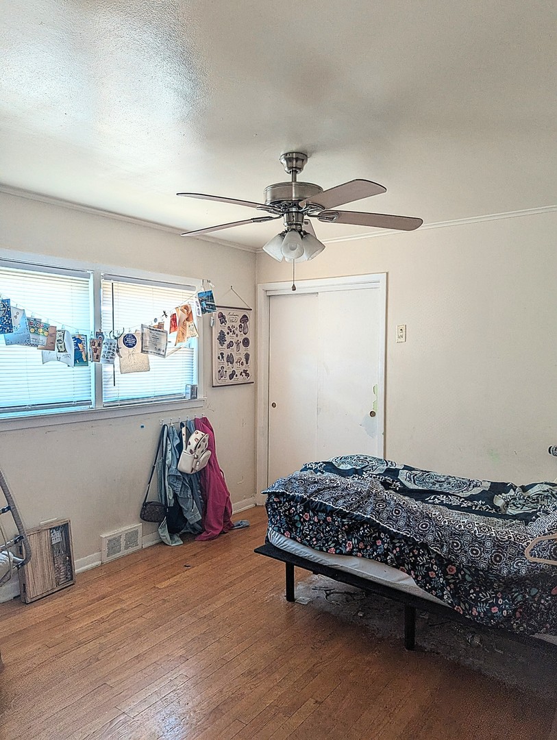 549 E 103rd Place, Chicago, IL 60628