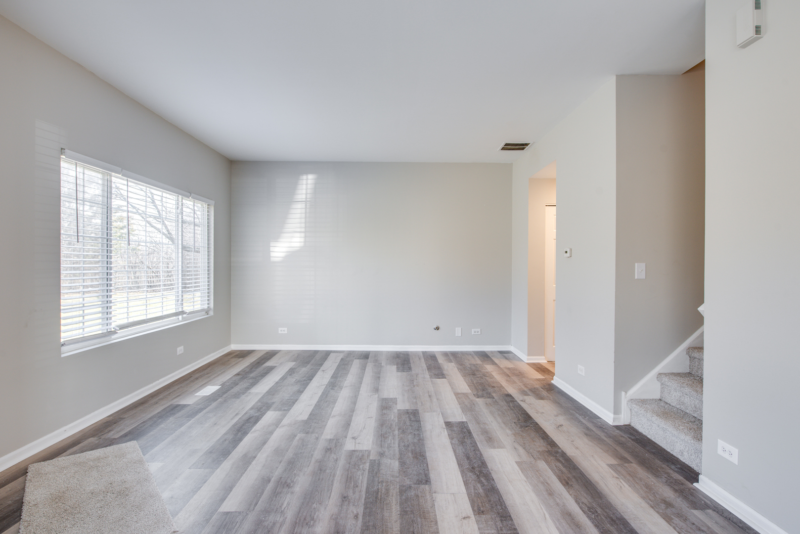 89 Braxton Lane, Aurora, IL 60504