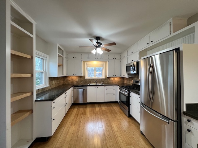 704 E 9th Street, Lockport, IL 60441