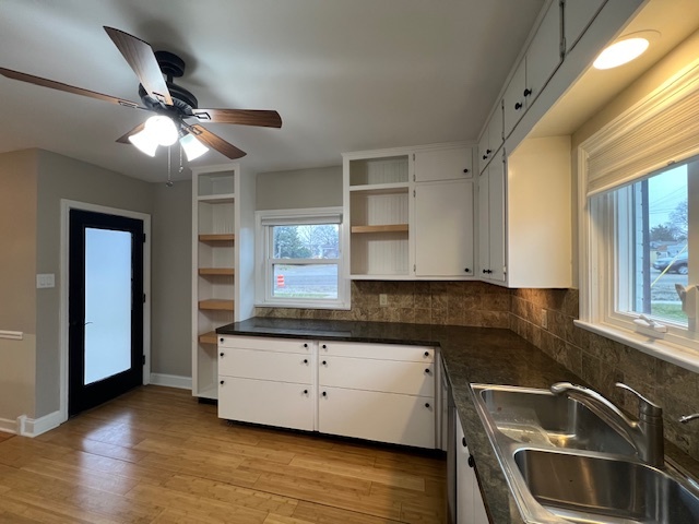 704 E 9th Street, Lockport, IL 60441