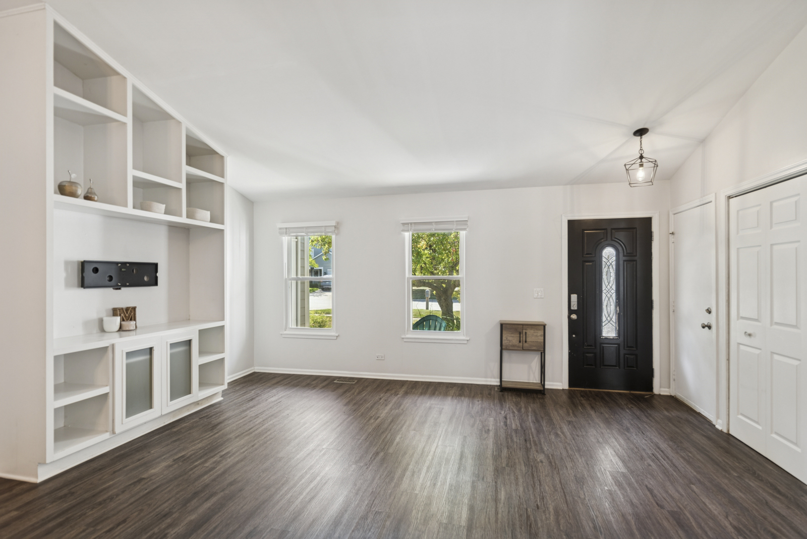 1263 Huntington Drive, Mundelein, IL 60060