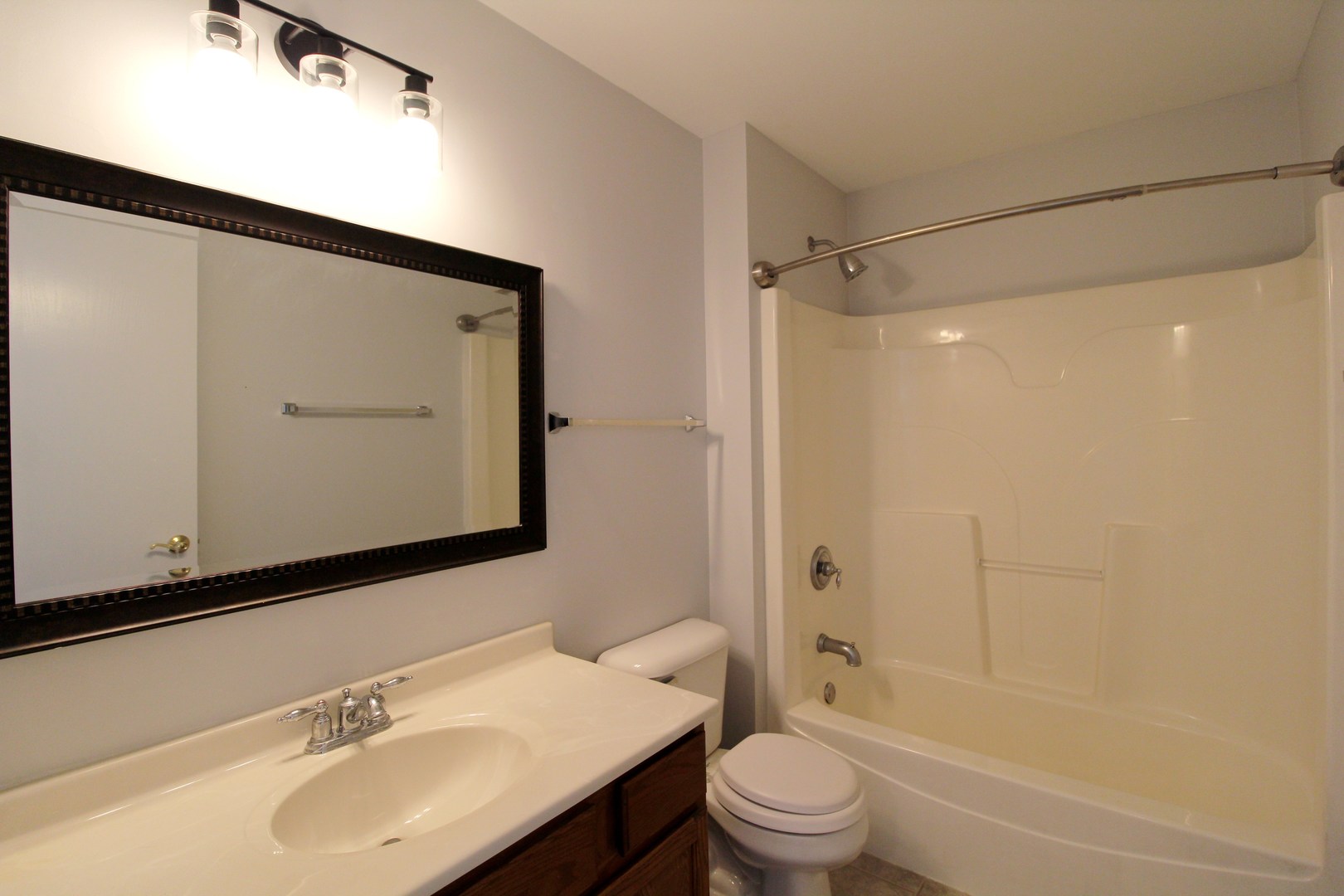 78 Thomas Court, Grayslake, IL 60030