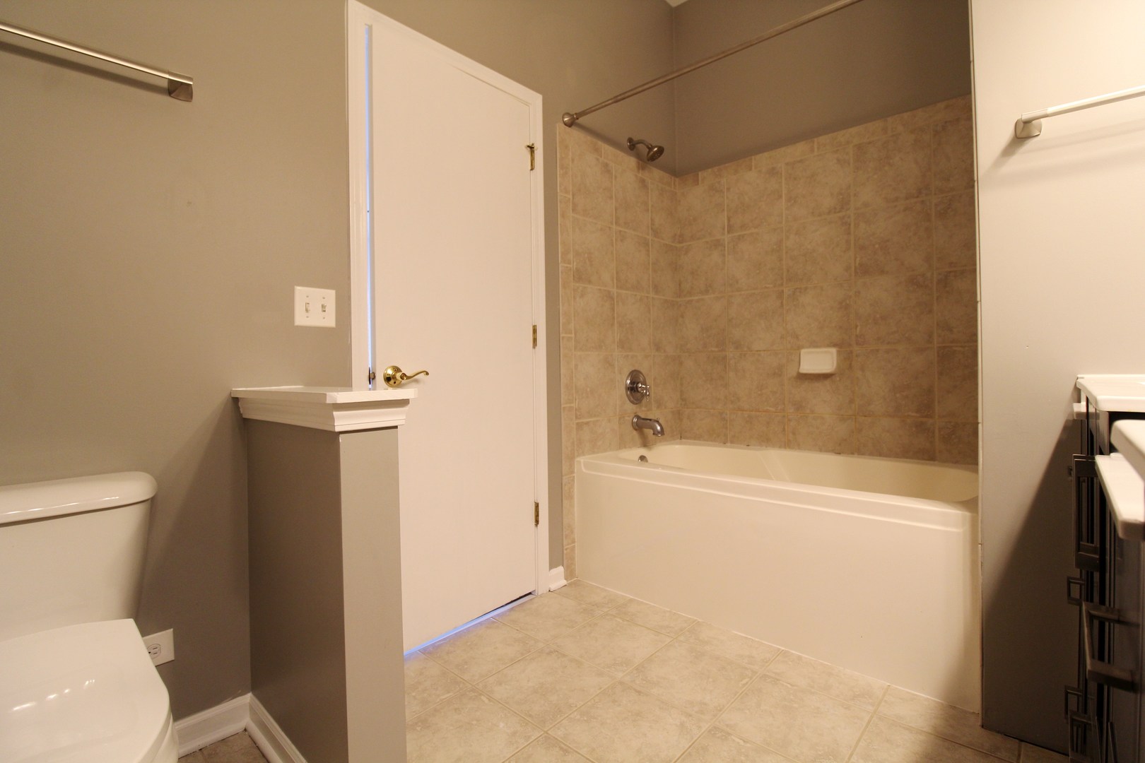 78 Thomas Court, Grayslake, IL 60030