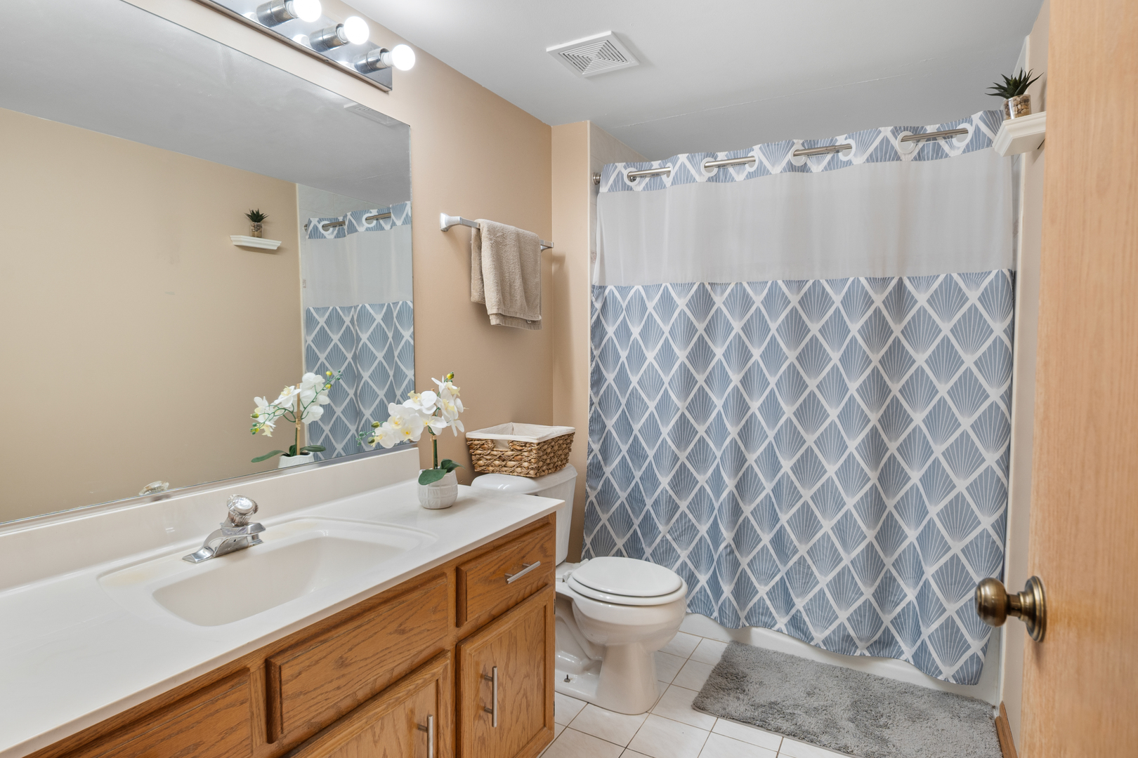 6525 W 63rd Street #1B, Chicago, IL 60638