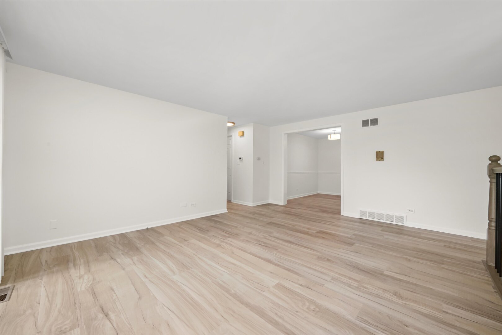 1100 Stoughton Court #1711, Schaumburg, IL 60194
