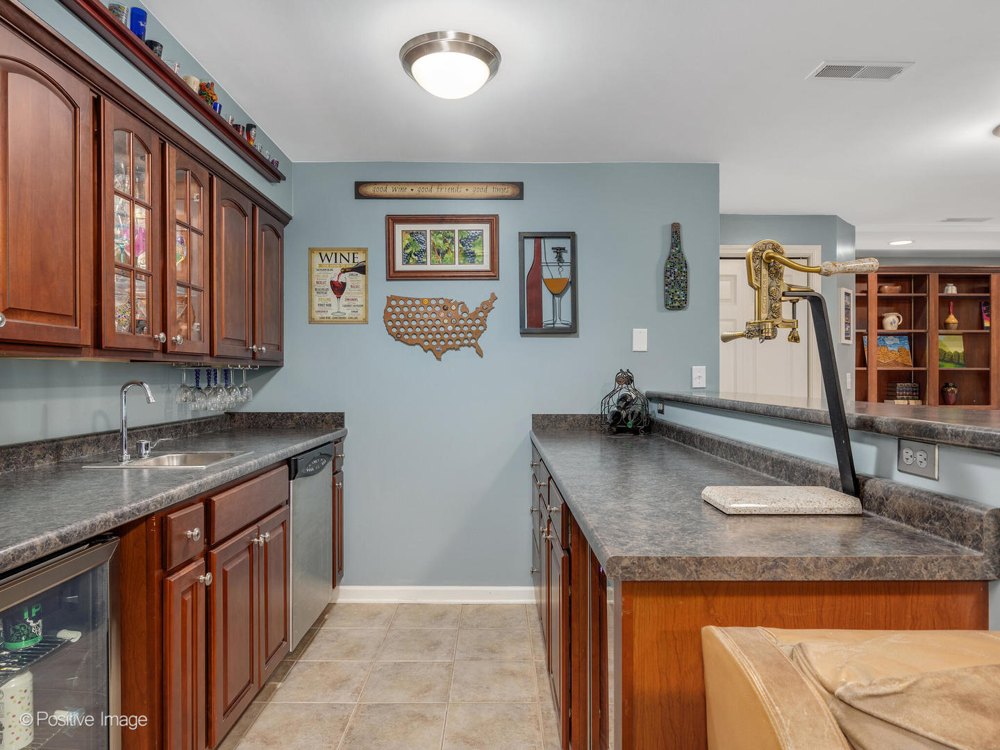 509 Steeplechase Road, St. Charles, IL 60174