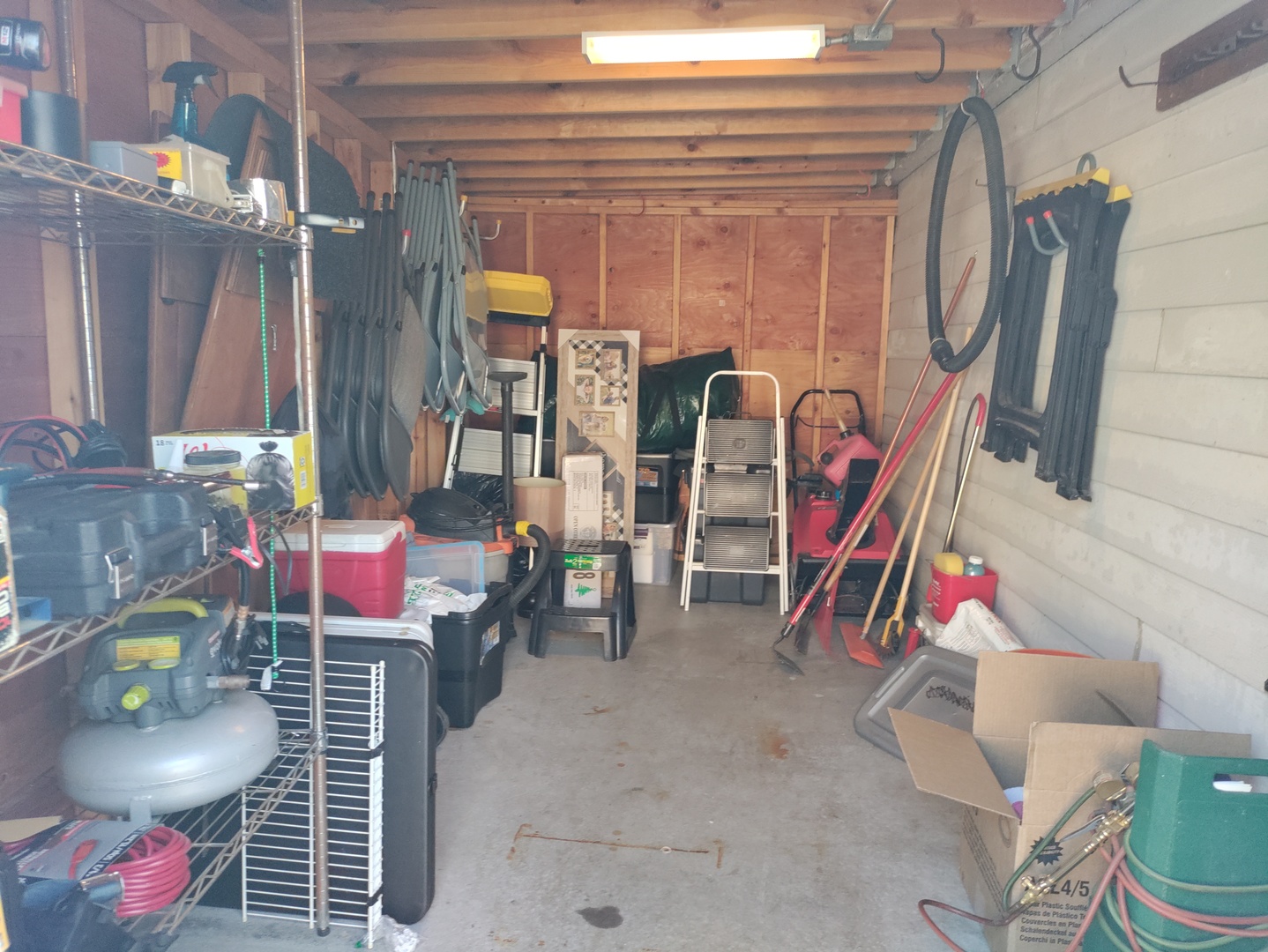 8741 S Cranbrook Lane, Bridgeview, IL 60455