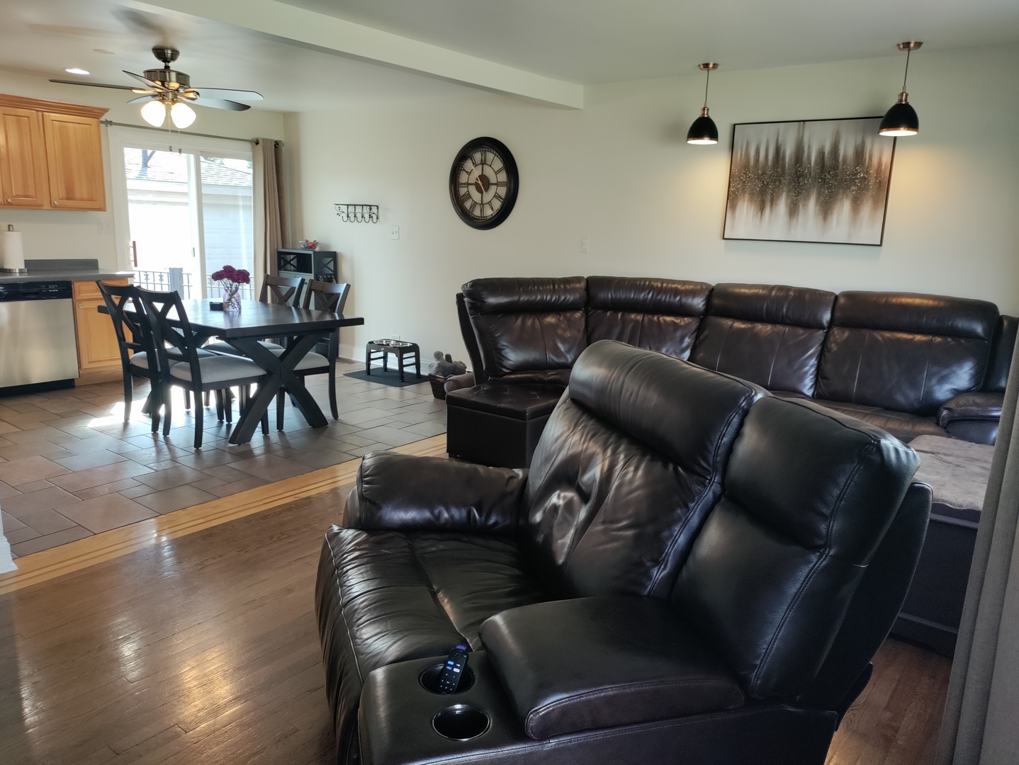 8741 S Cranbrook Lane, Bridgeview, IL 60455
