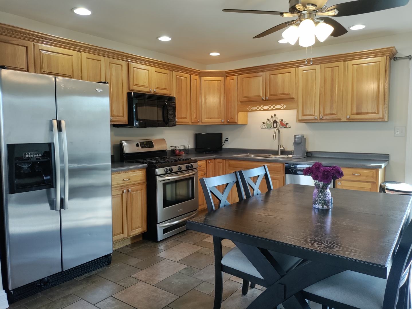 8741 S Cranbrook Lane, Bridgeview, IL 60455