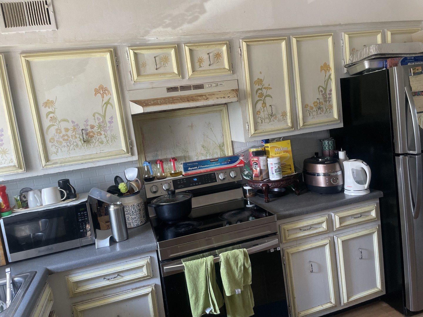 9460 Bay Colony Drive #3N, Des Plaines, IL 60016