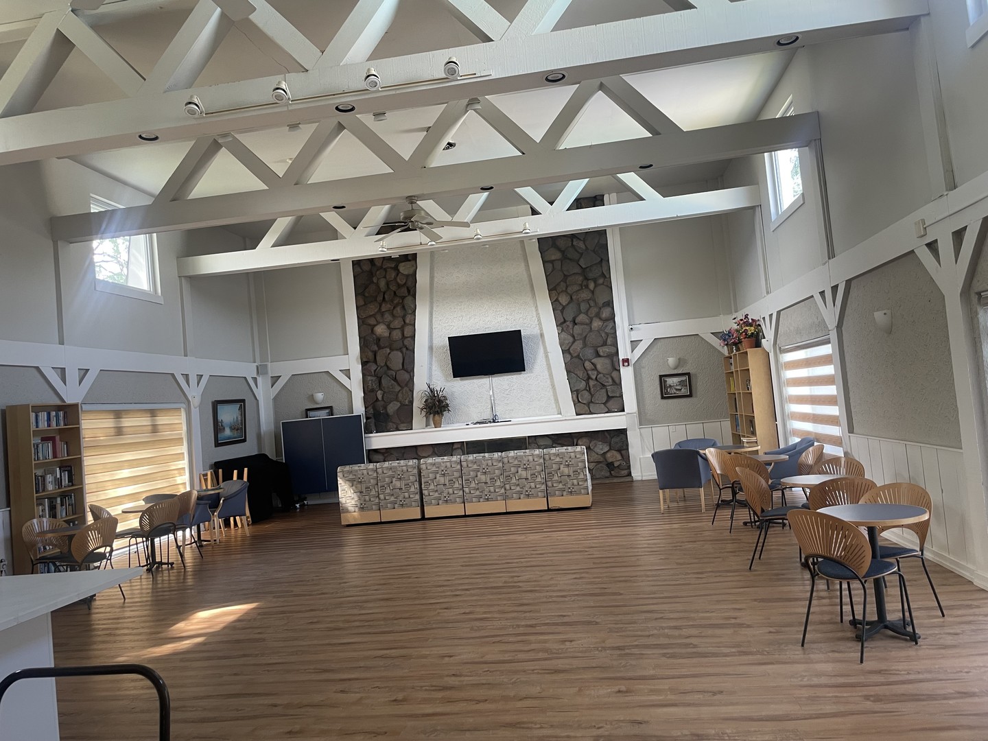 9460 Bay Colony Drive #3N, Des Plaines, IL 60016