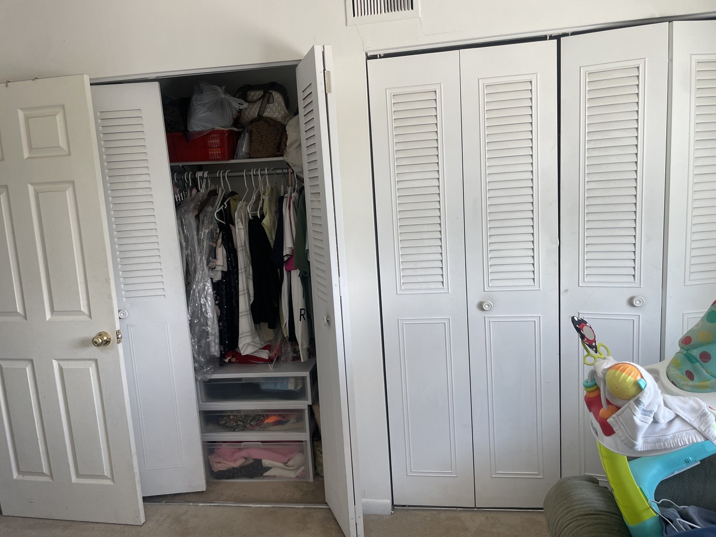 9460 Bay Colony Drive #3N, Des Plaines, IL 60016