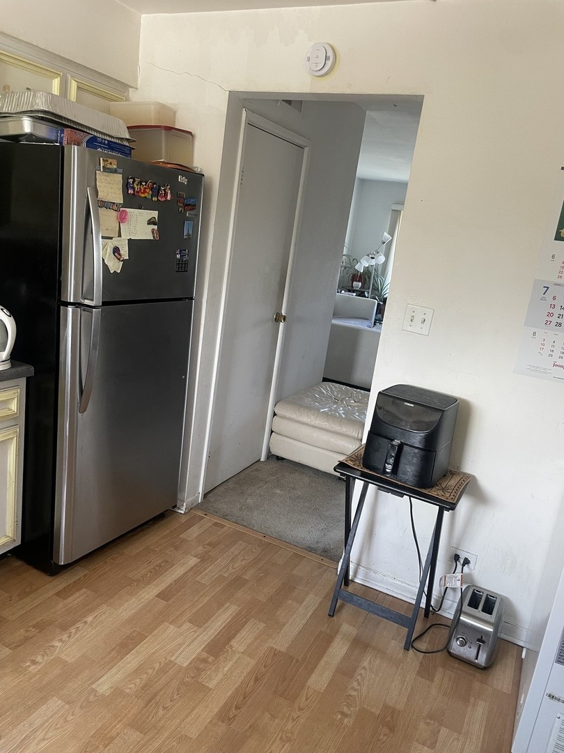 9460 Bay Colony Drive #3N, Des Plaines, IL 60016