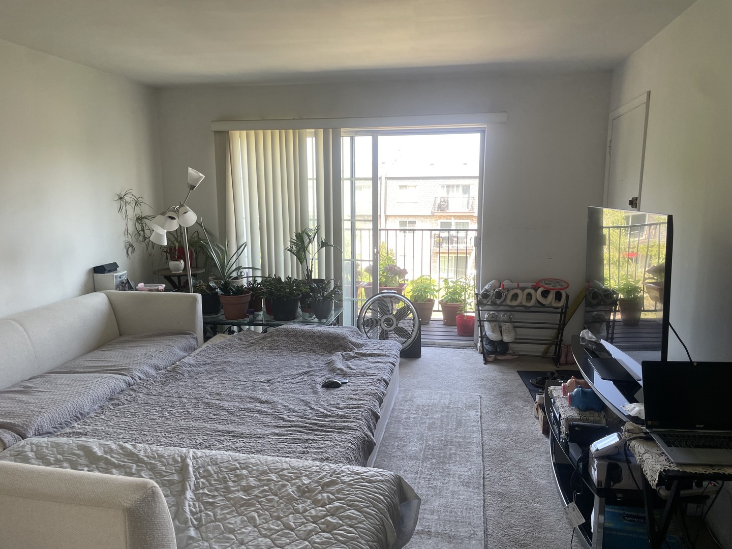 9460 Bay Colony Drive #3N, Des Plaines, IL 60016