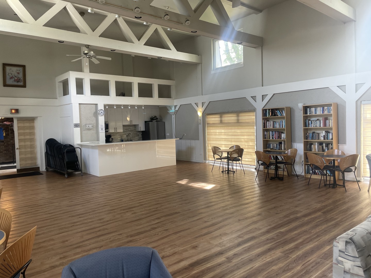 9460 Bay Colony Drive #3N, Des Plaines, IL 60016