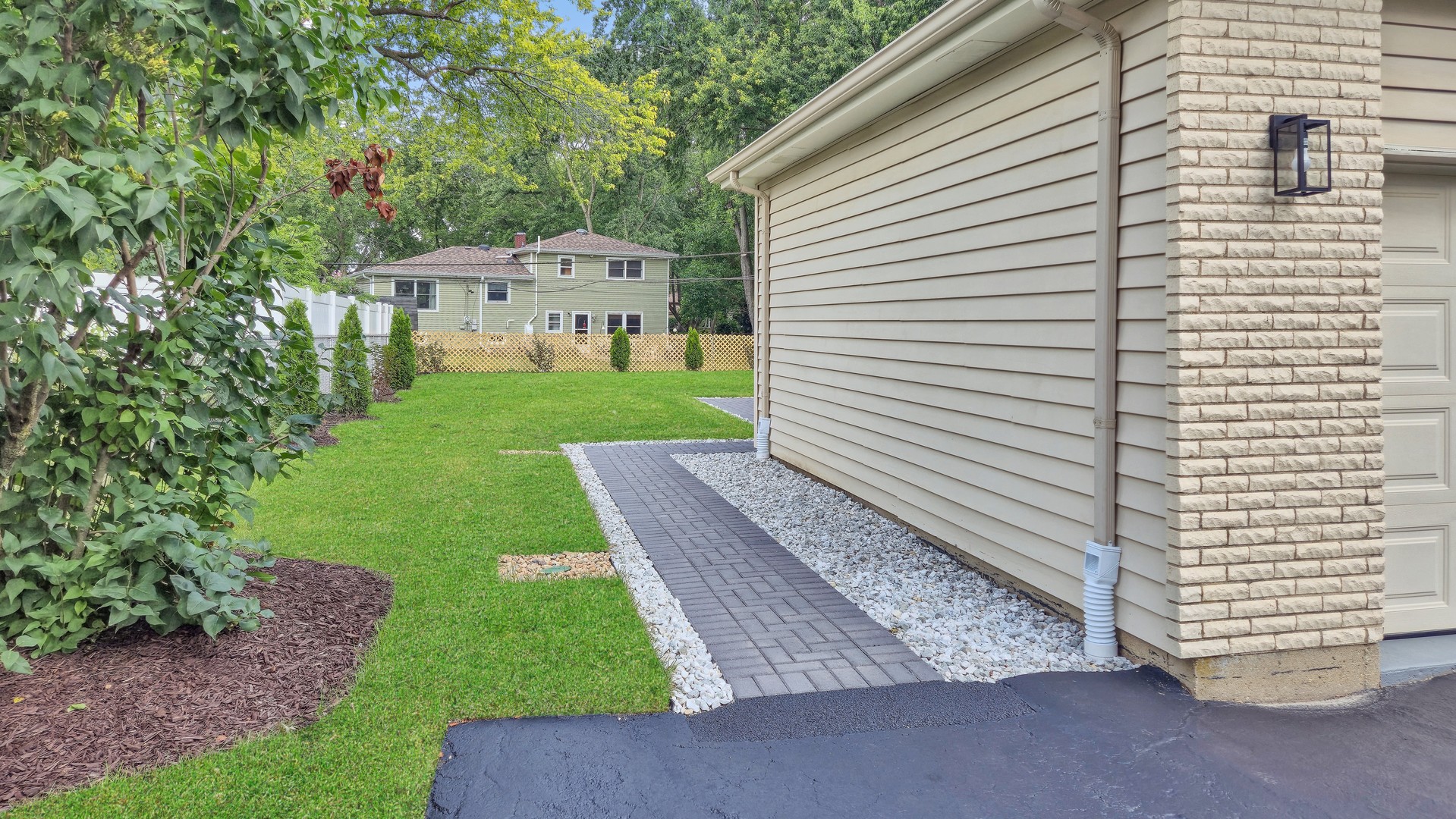 5S388 Allister Lane, Naperville, IL 60563