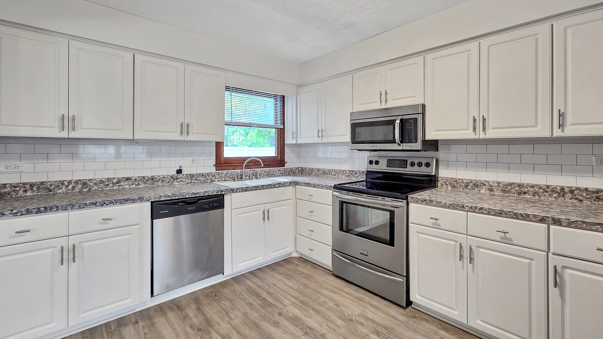 5S388 Allister Lane, Naperville, IL 60563