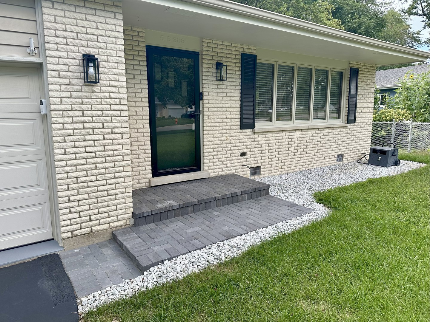 5S388 Allister Lane, Naperville, IL 60563