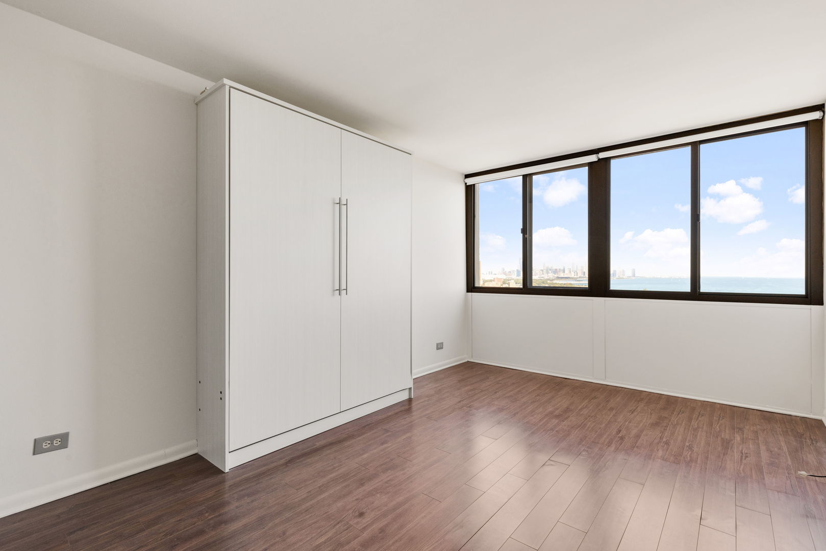 4800 S Lake Park Avenue #2301A, Chicago, IL 60615