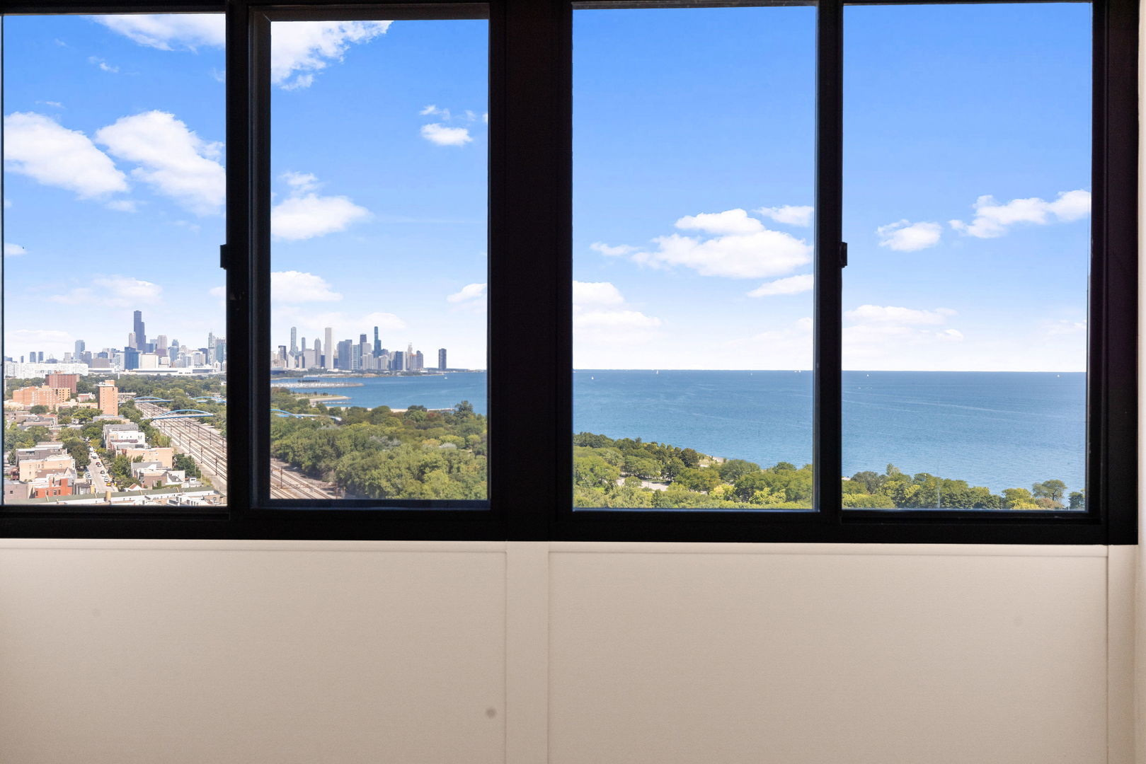 4800 S Lake Park Avenue #2301A, Chicago, IL 60615