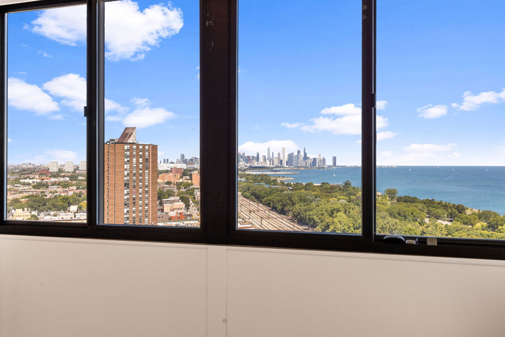 4800 S Lake Park Avenue #2301A, Chicago, IL 60615
