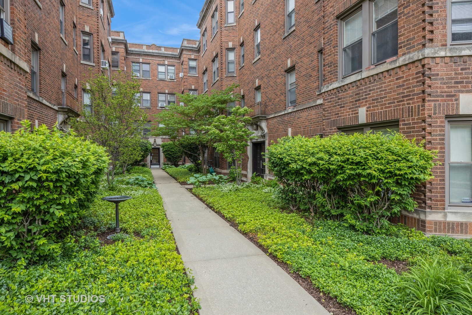 50 Forest Avenue #3S, Riverside, IL 60546