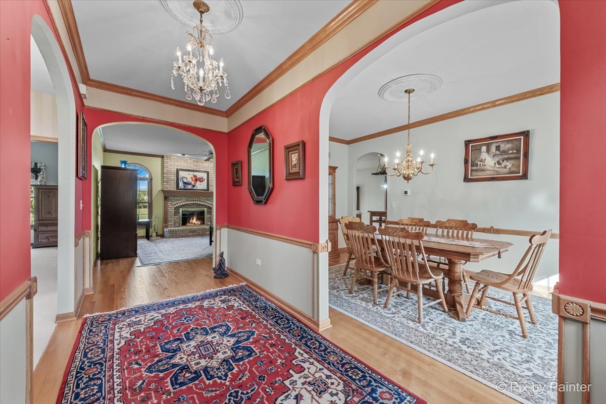 602 Woodside Terrace, Hampshire, IL 60140