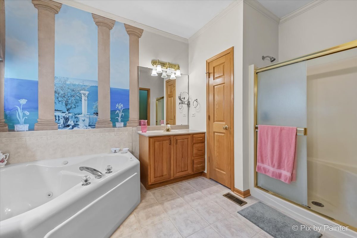 602 Woodside Terrace, Hampshire, IL 60140