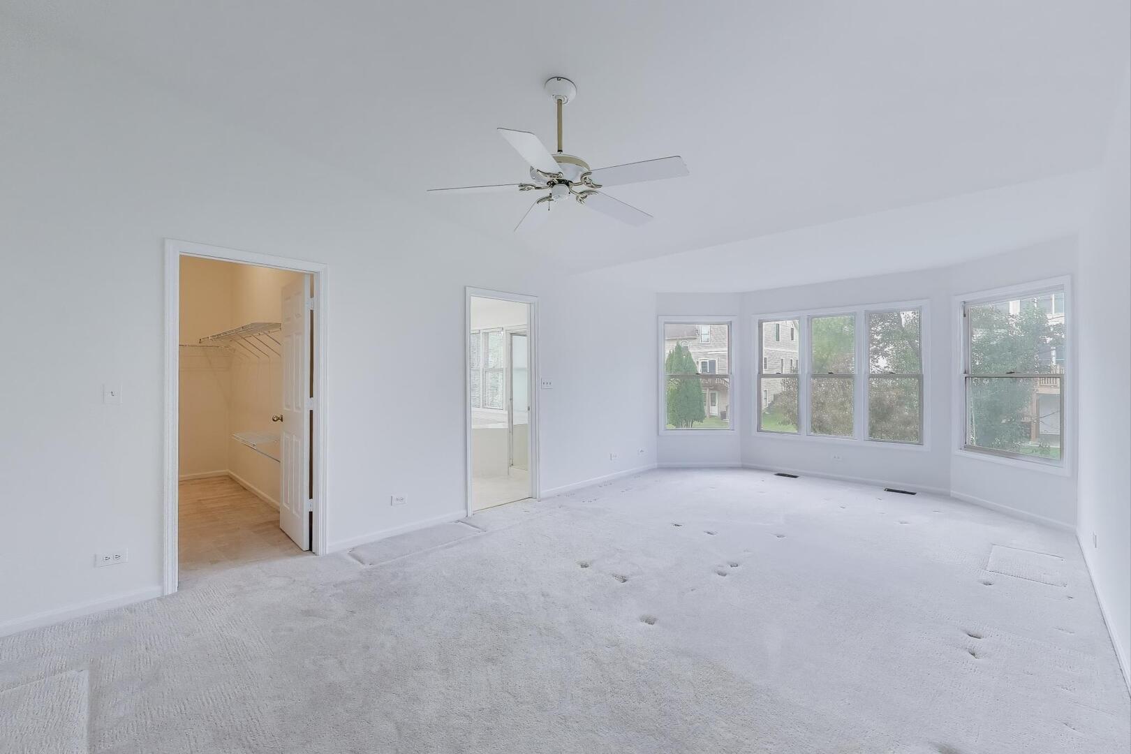 245 Hidden Creek Road, Lake Zurich, IL 60047