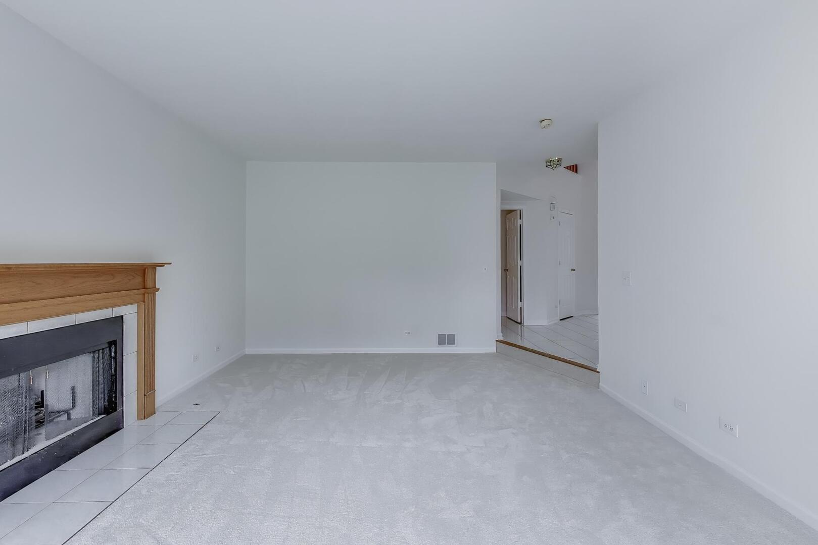 245 Hidden Creek Road, Lake Zurich, IL 60047