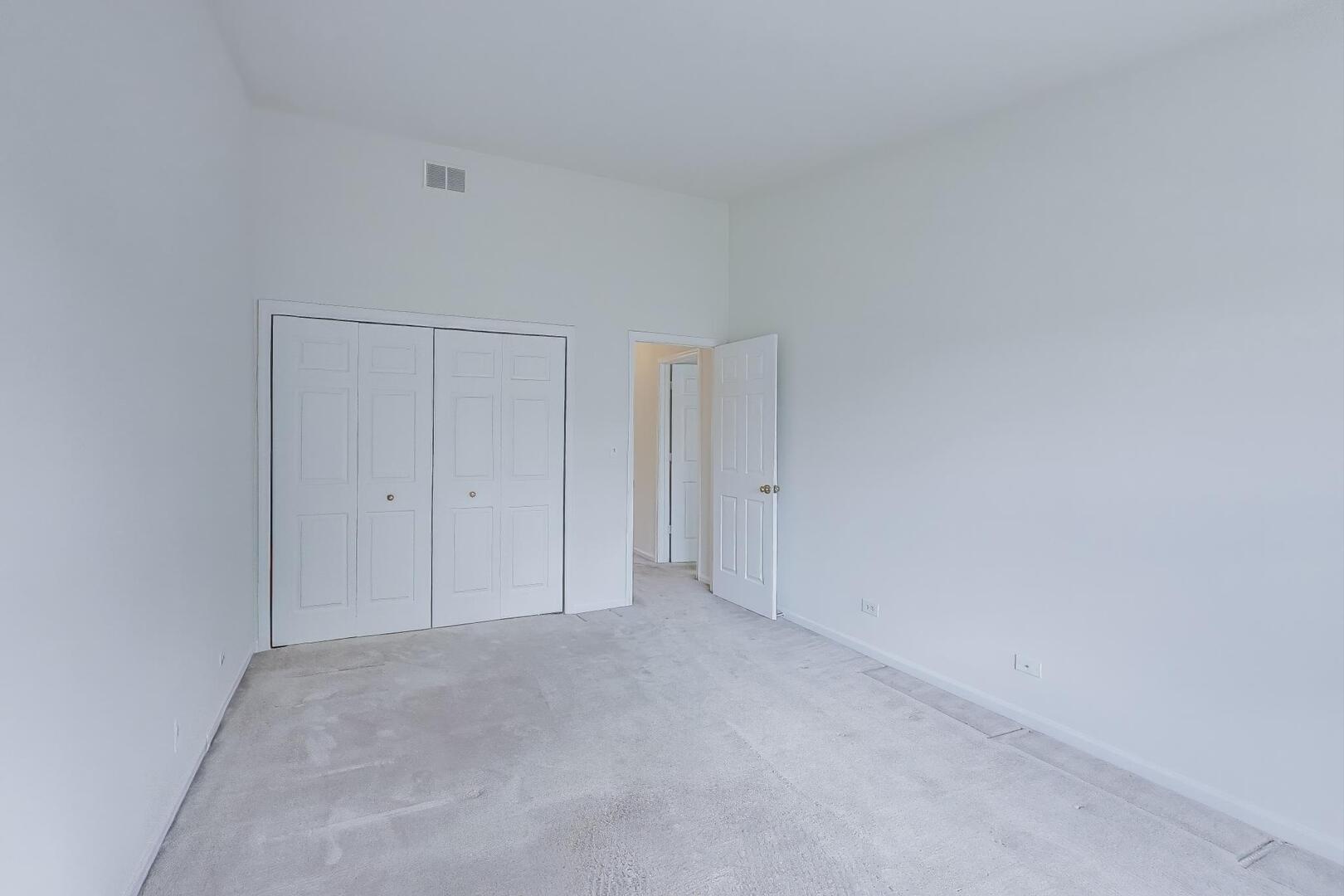 245 Hidden Creek Road, Lake Zurich, IL 60047