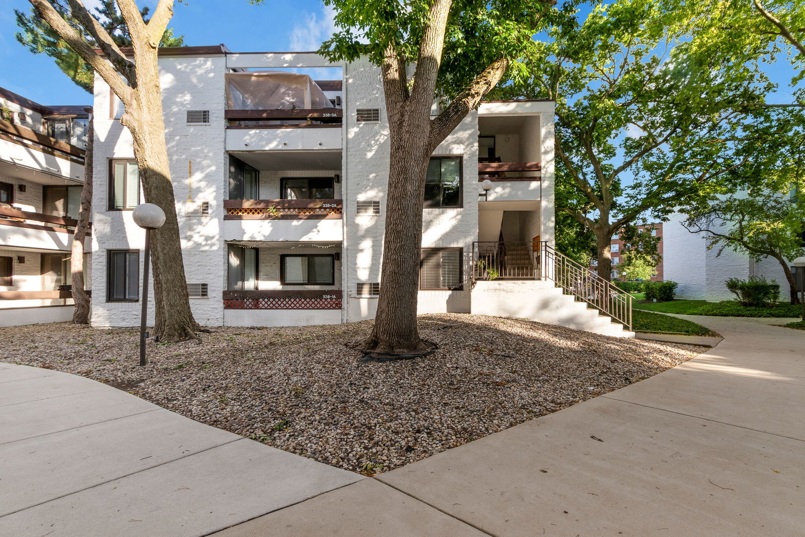 338 W Miner Street #1A, Arlington Heights, IL 60005