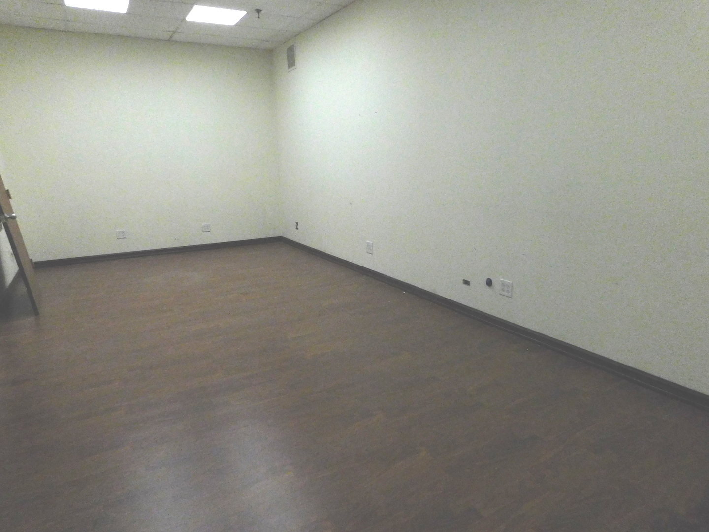 2419 W Jefferson Street #2419, Joliet, IL 60435