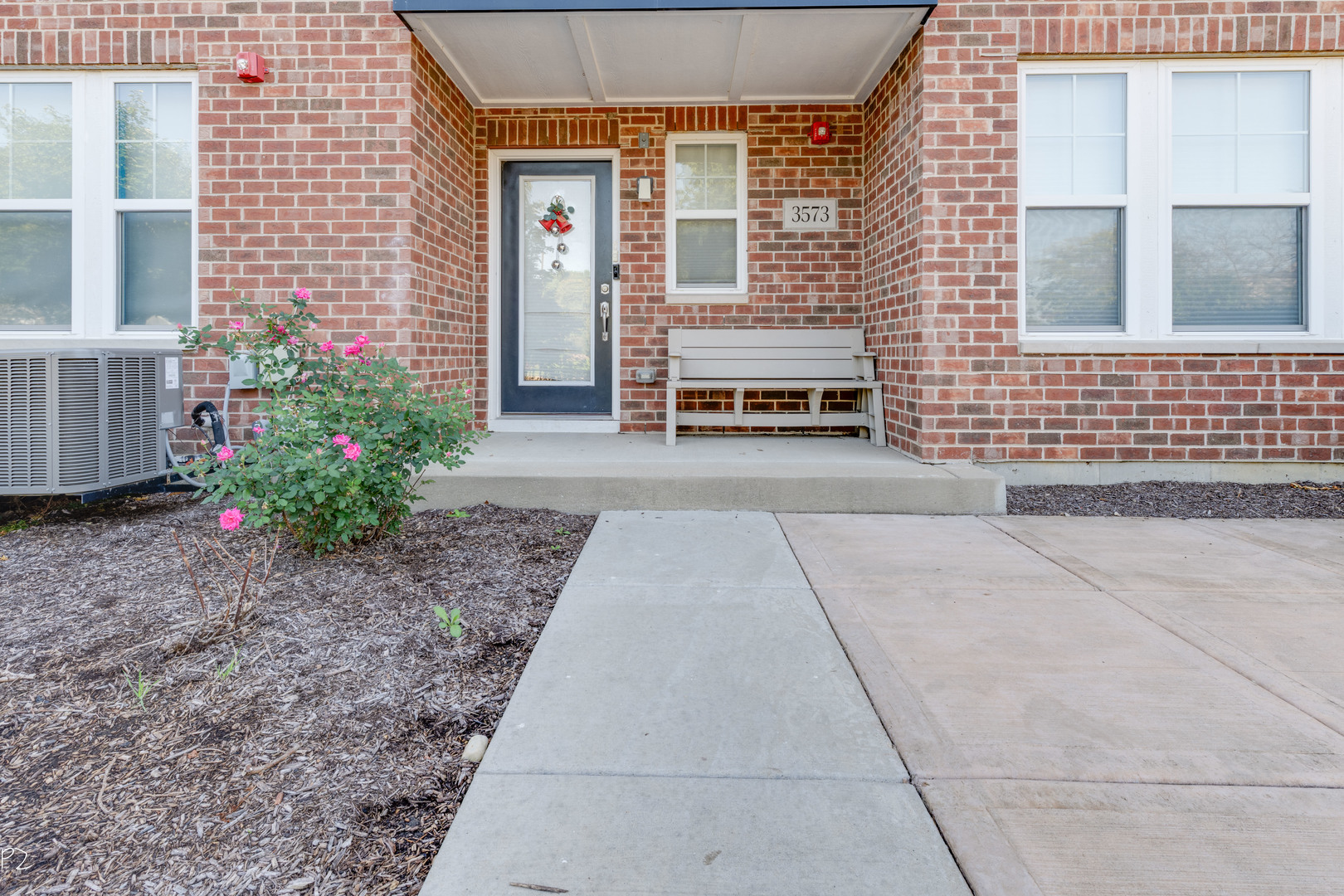 3573 Mulligan Drive, Woodridge, IL 60517