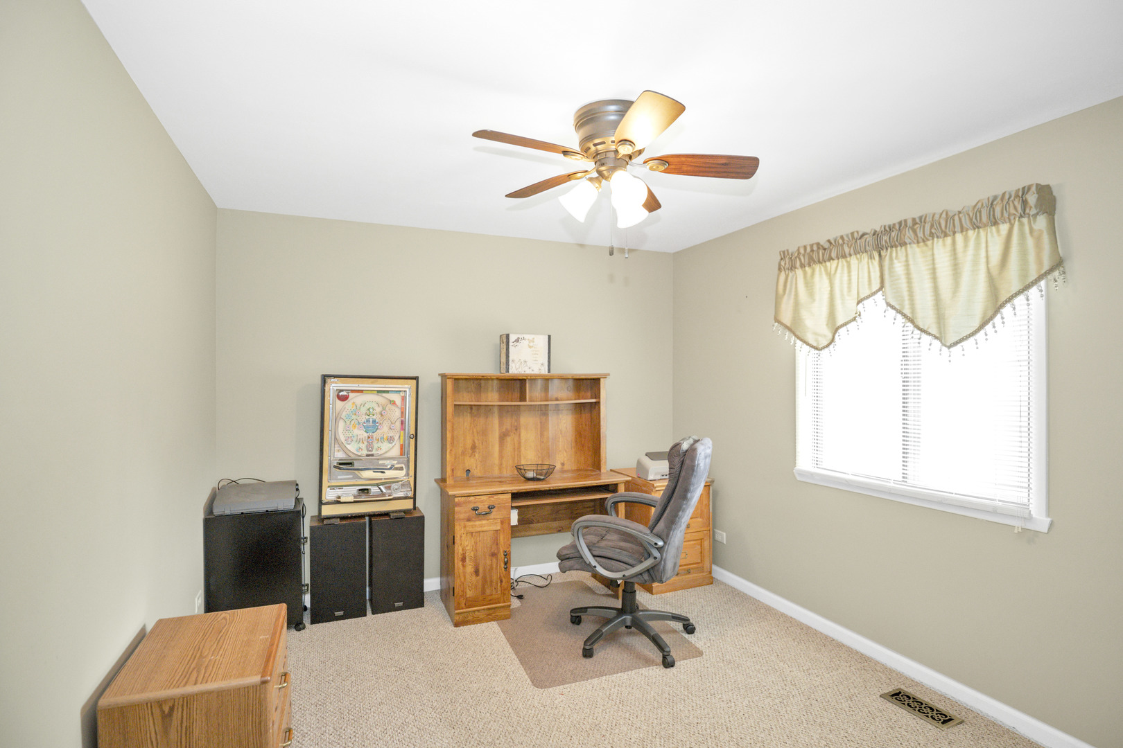 123 Fairlane Court #C, Bloomingdale, IL 60108