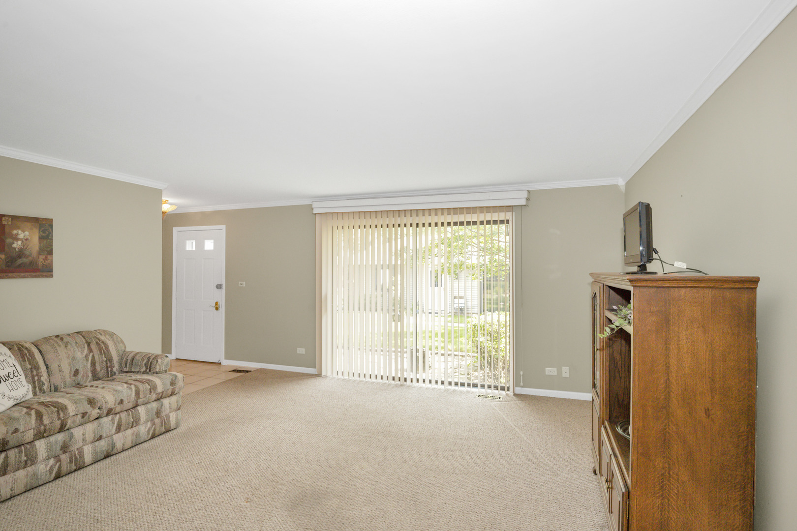 123 Fairlane Court #C, Bloomingdale, IL 60108