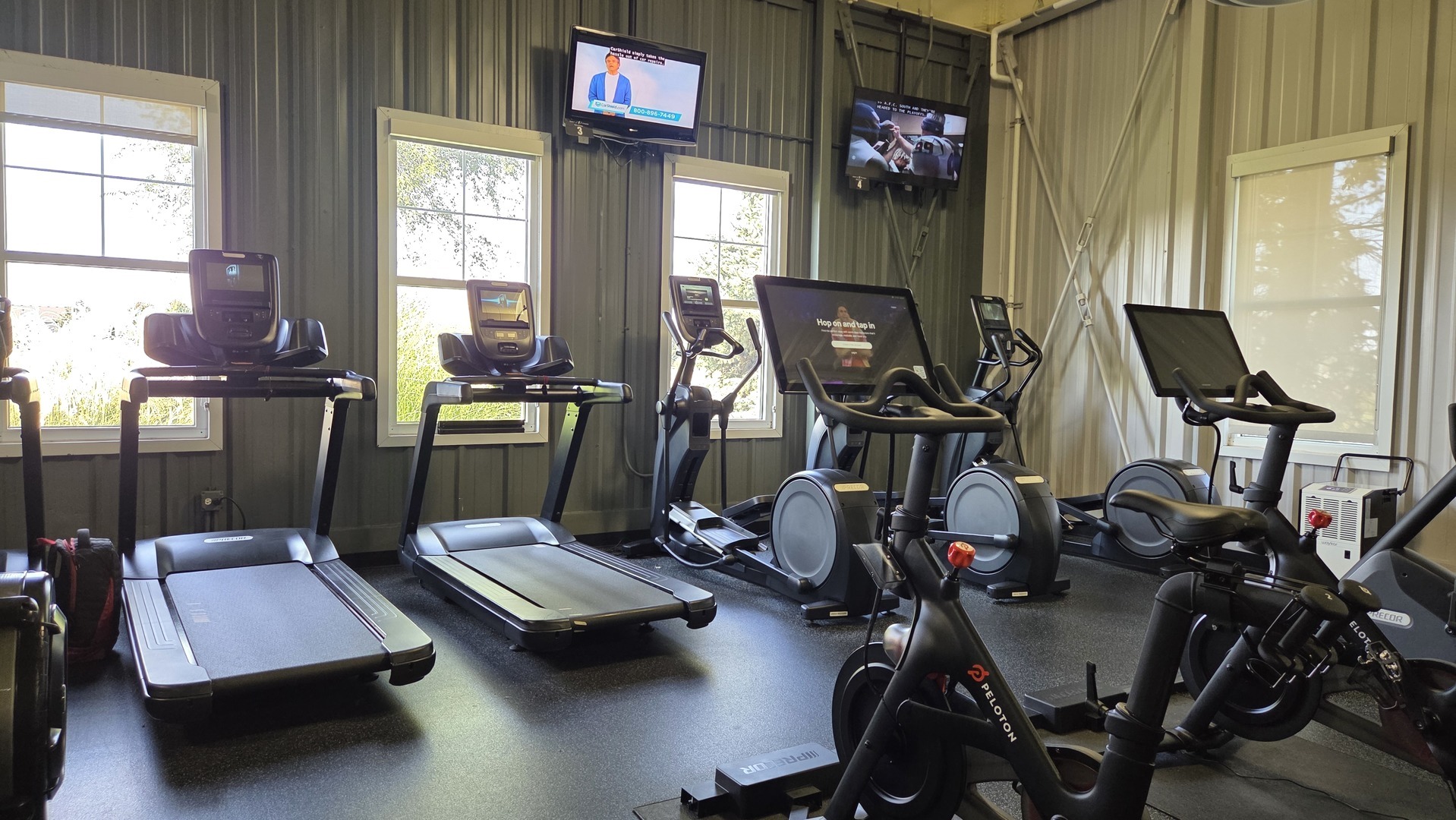 2368 Alison Avenue, Pingree Grove, IL 60140