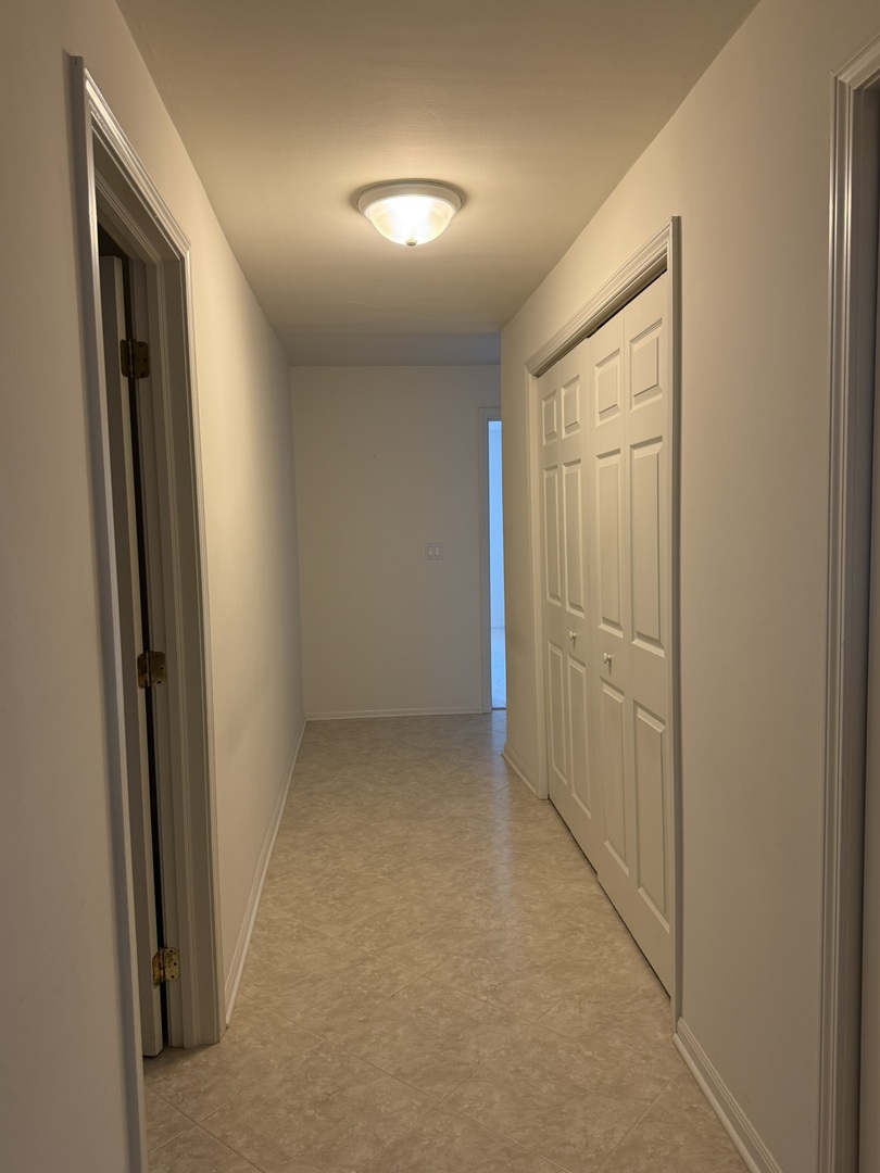 1842 Thomas Atkinson Road, Inverness, IL 60067