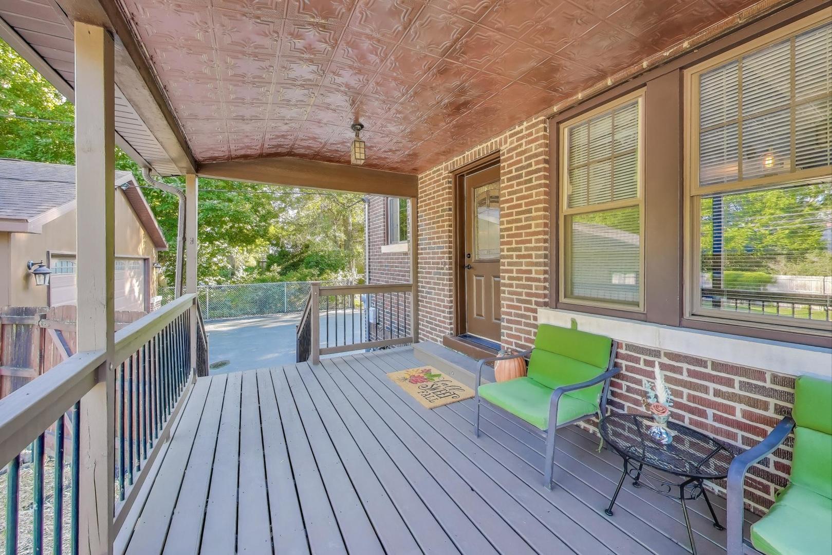 8009 Forest Avenue, Munster, IN 46321