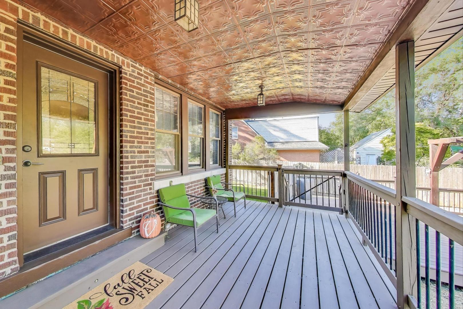 8009 Forest Avenue, Munster, IN 46321