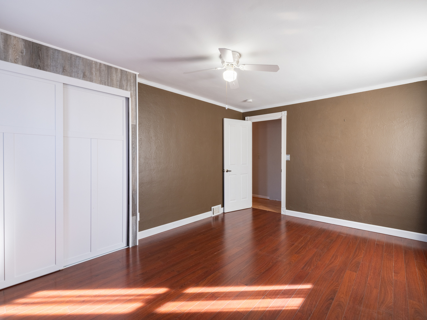 1844 Court Street, Pekin, IL 61554