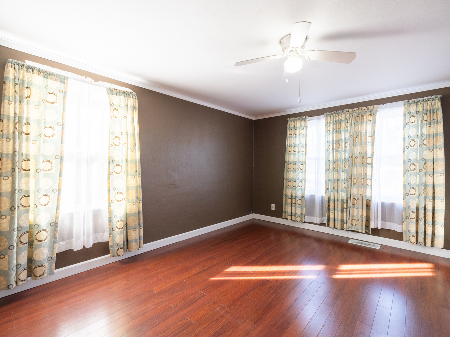 1844 Court Street, Pekin, IL 61554