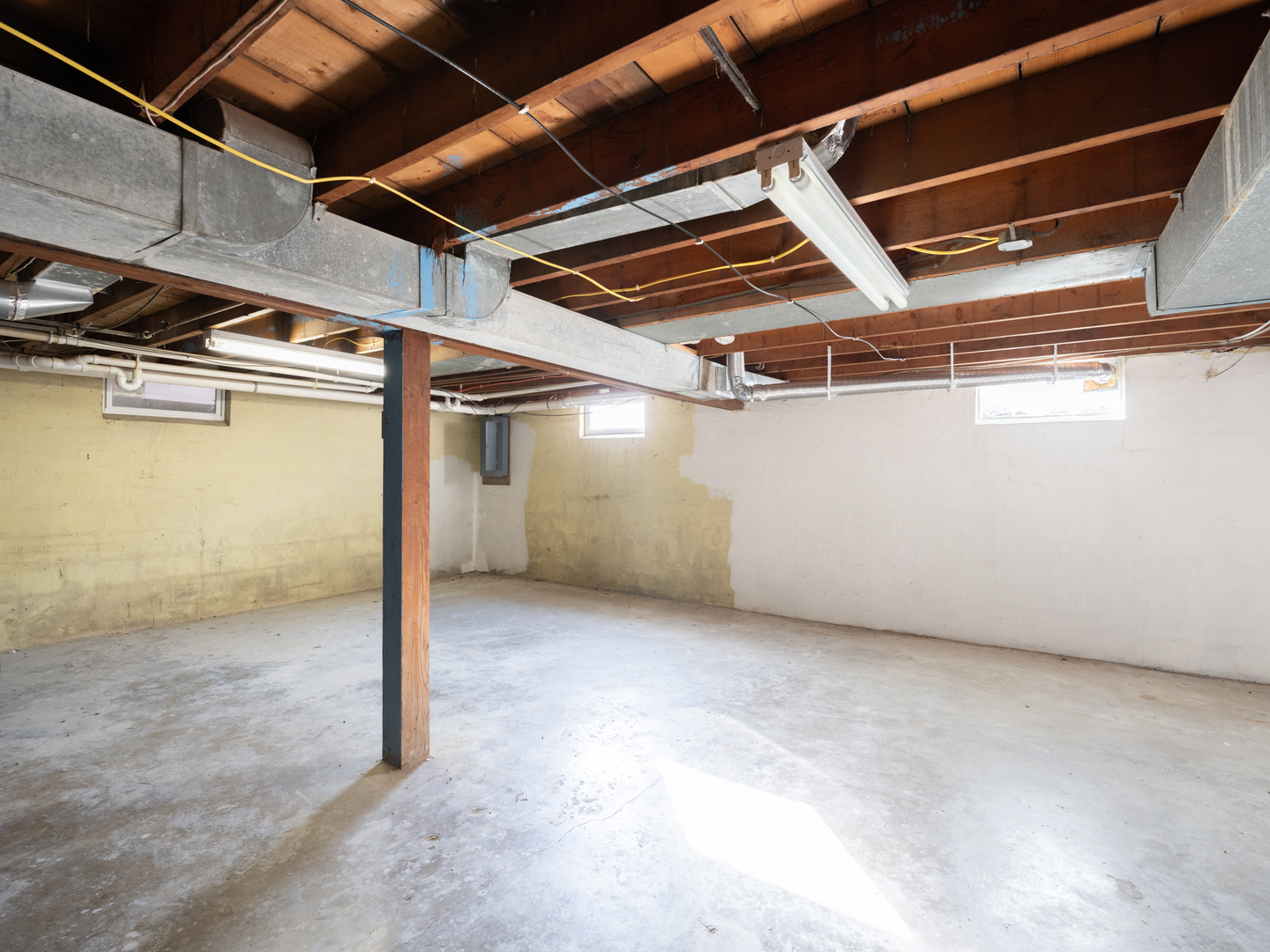 1844 Court Street, Pekin, IL 61554