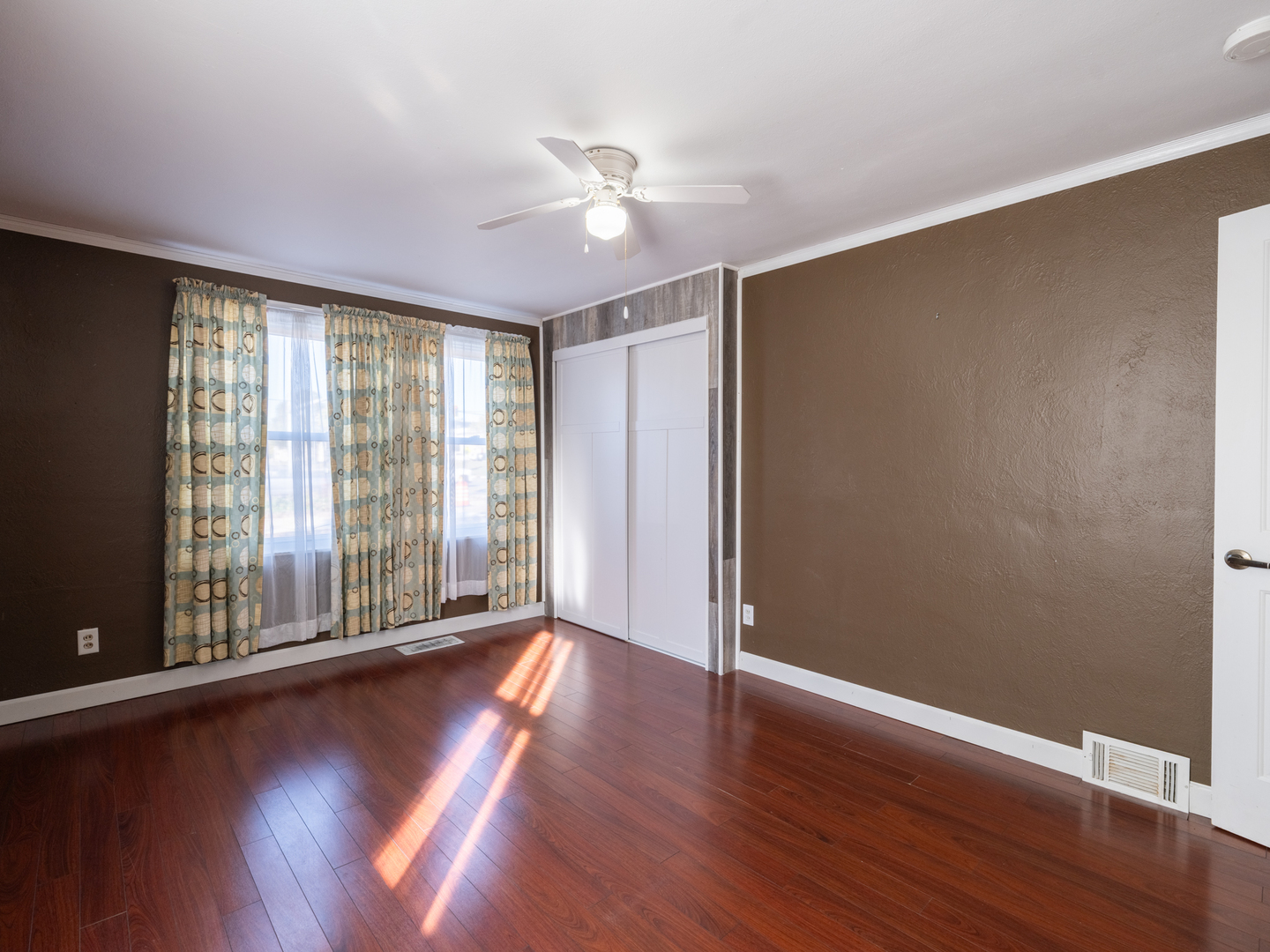 1844 Court Street, Pekin, IL 61554