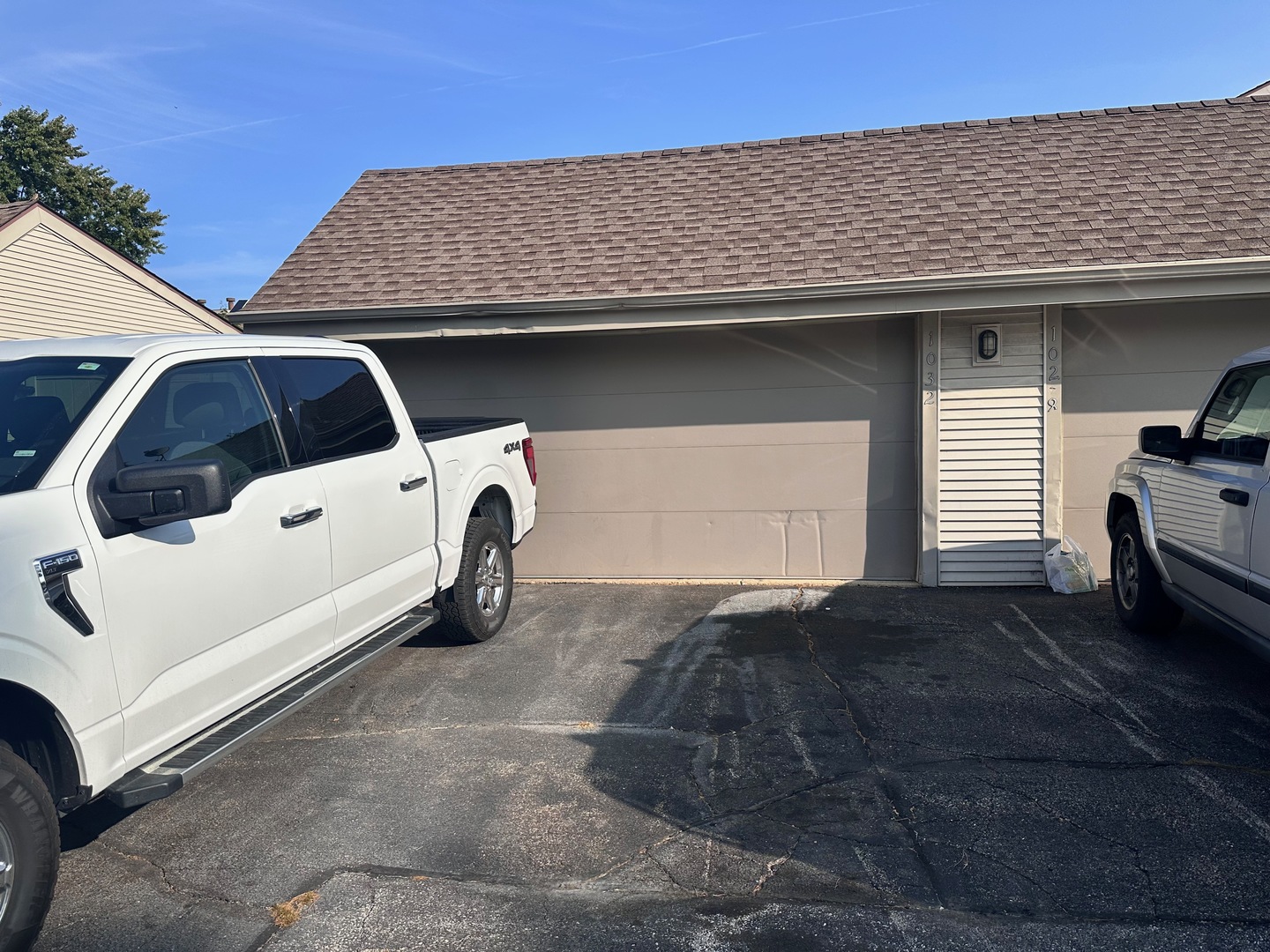 1030 Emerald Drive, Schaumburg, IL 60173