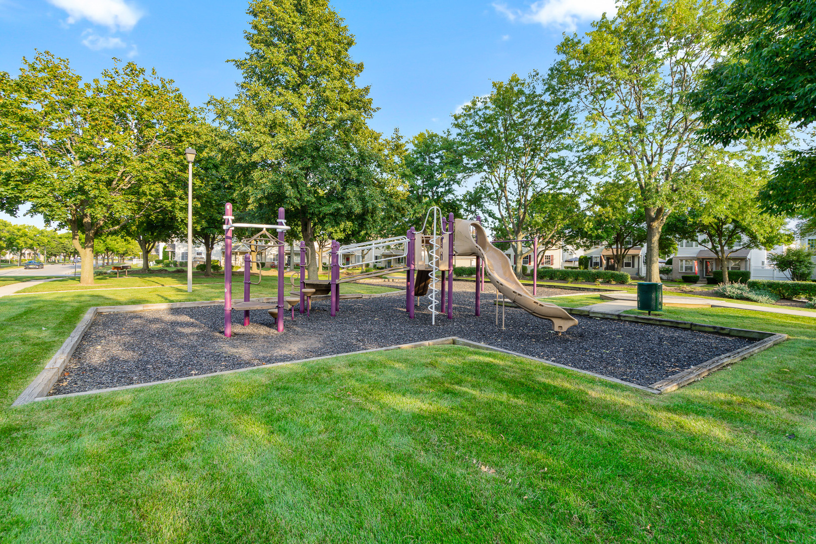 87 Freesia Drive, Romeoville, IL 60446