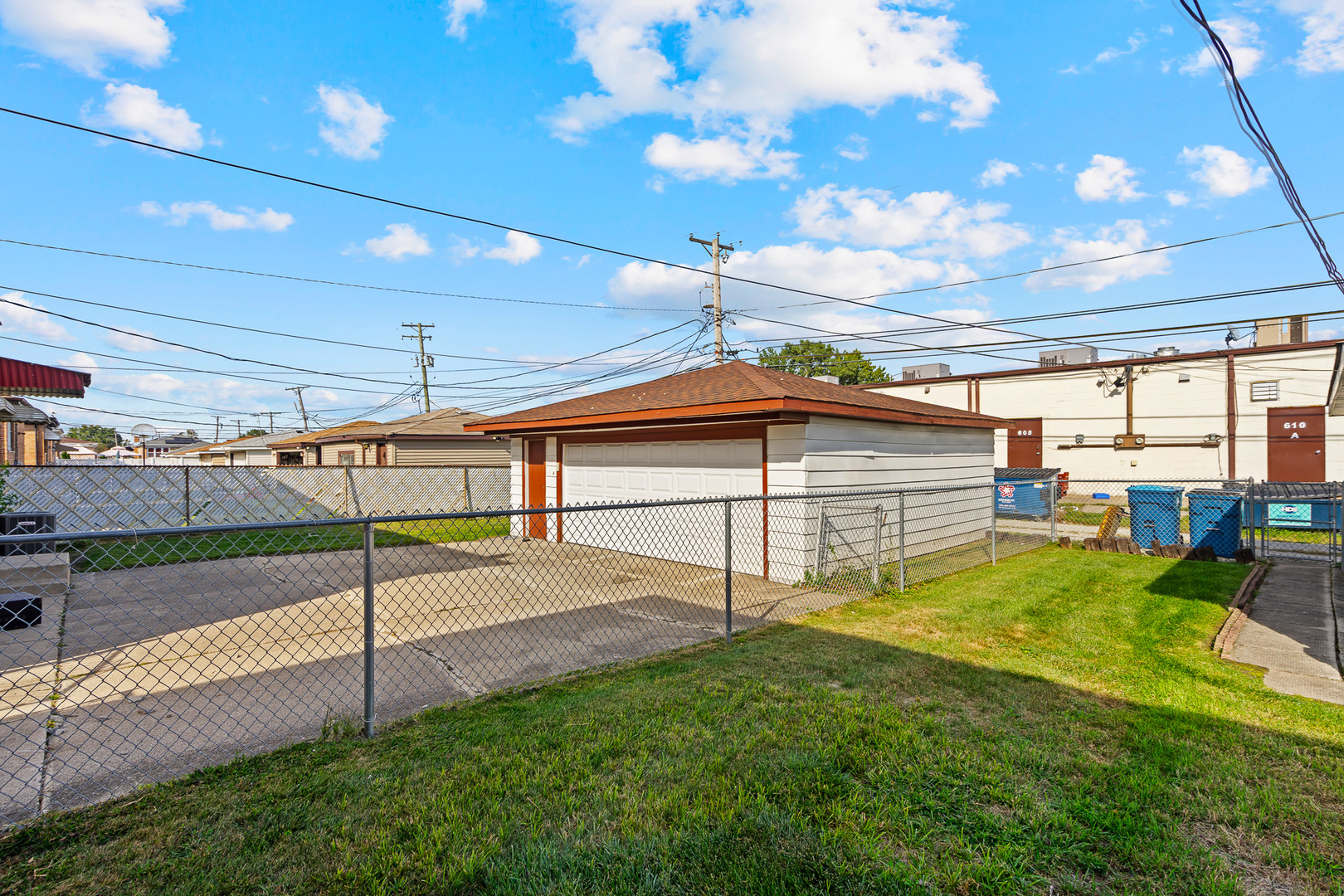 607 Hoxie Avenue, Calumet City, IL 60409