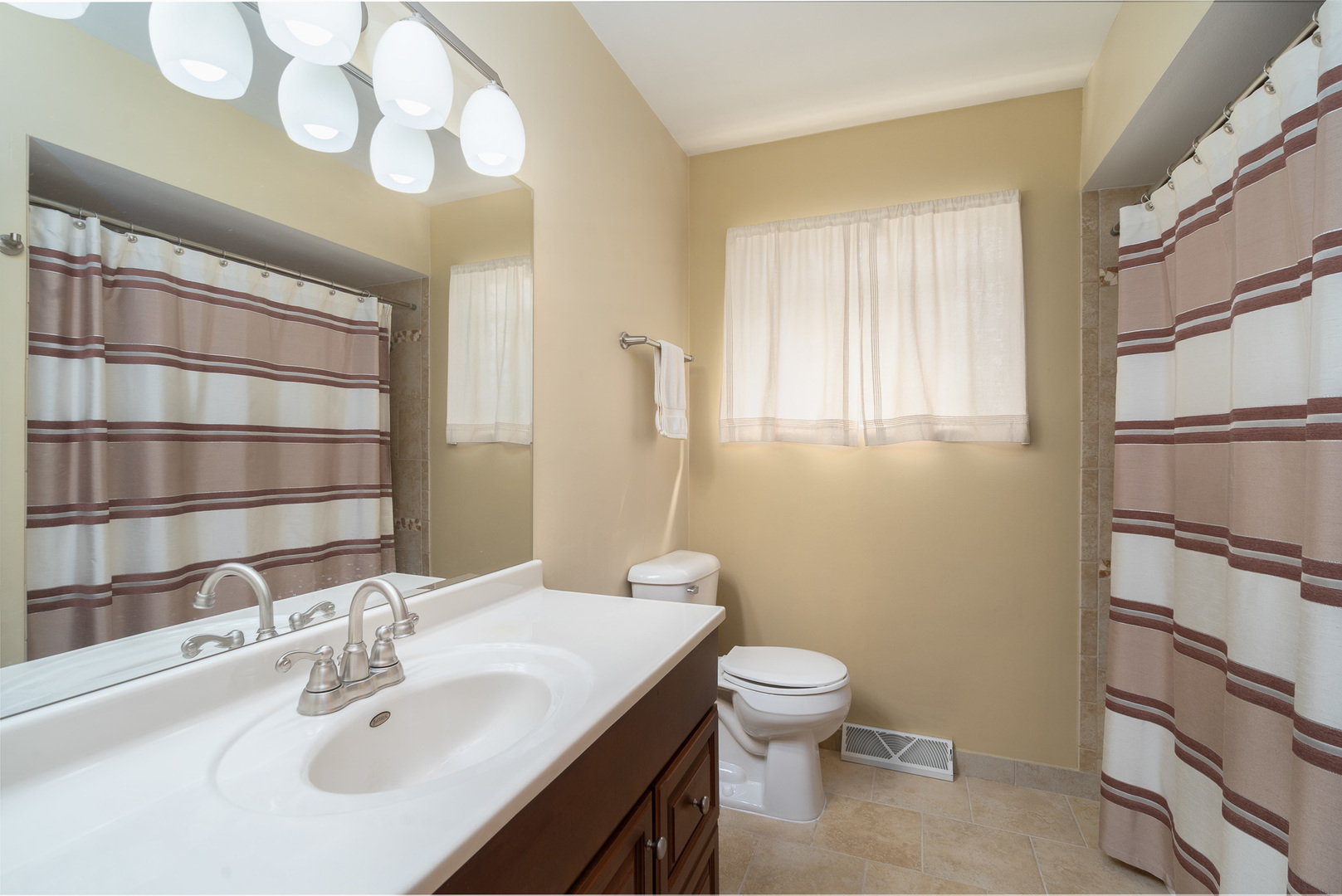 607 Hoxie Avenue, Calumet City, IL 60409