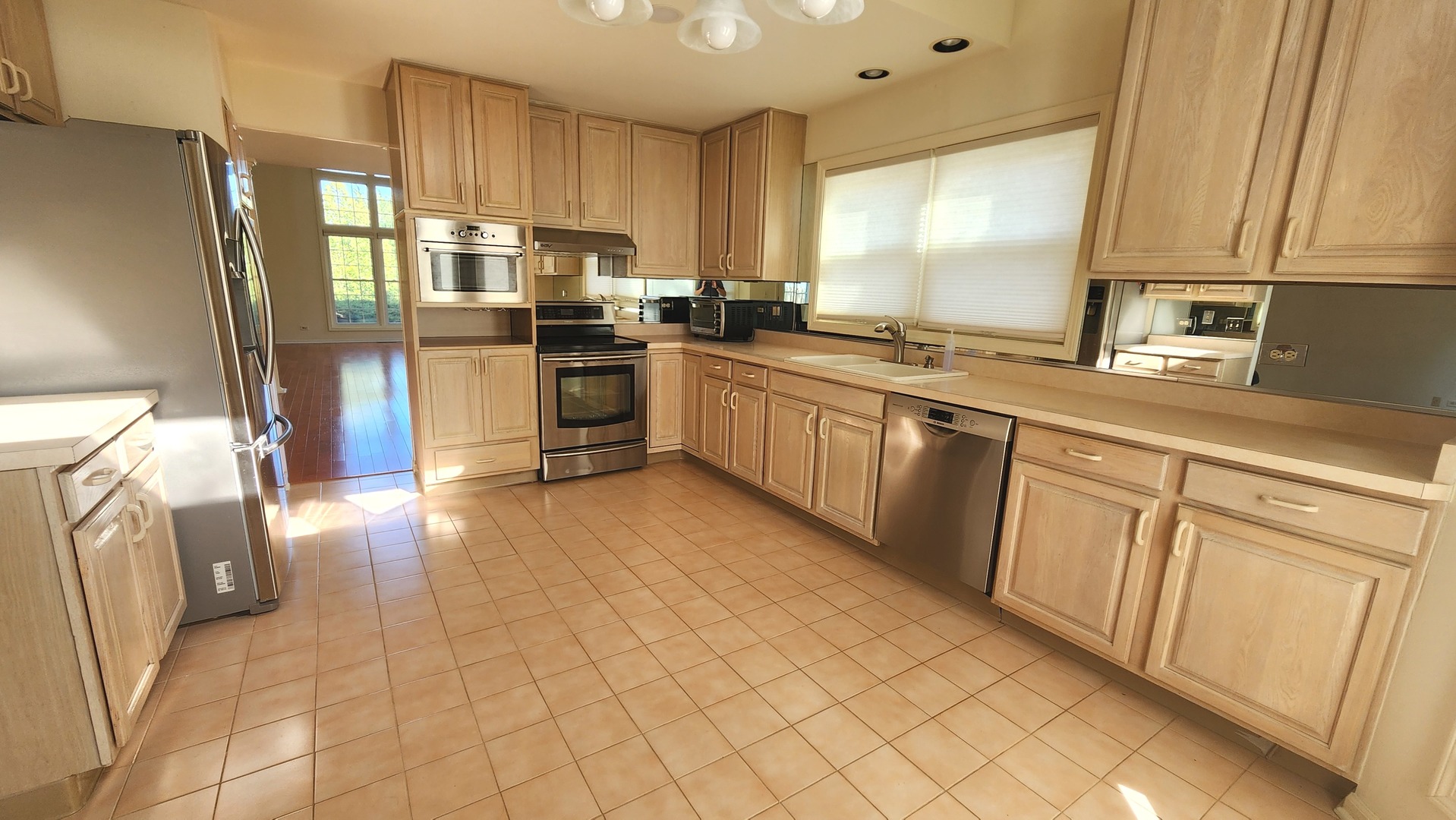 1254 Tracie Drive, Lake Zurich, IL 60047