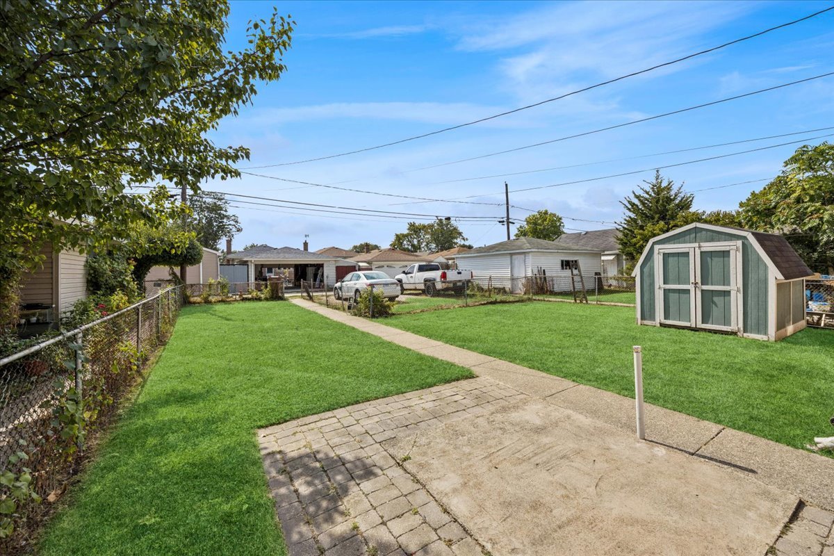 7241 W 62nd Street, Summit, IL 60501